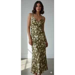 VTG Vera Wang Gold Label Olive Green Floral Bias Cut Silk Halter Formal Dress 10